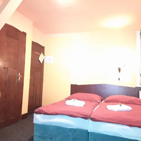 Diana Hotel 3*